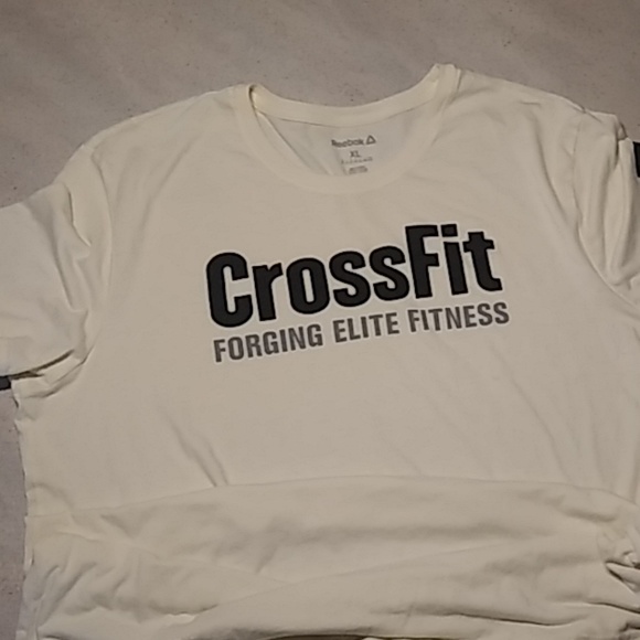 Reebok Crossfit T-shirt (never worn/no tags) - Picture 4 of 4
